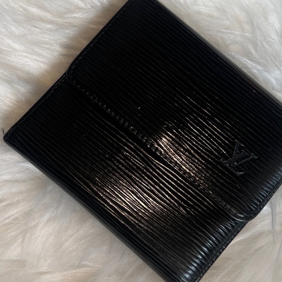 Authentic LOUIS VUITTON Elise Wallet Black Epi Leather Compact Trifold LO1910 - Picture 3 of 13